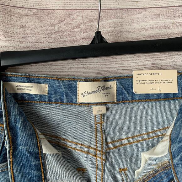 Universal Threads Denim Jeans Bootcut Leg Vintage Stretch Size 0 Reg 25 Waist - Picture 9 of 16
